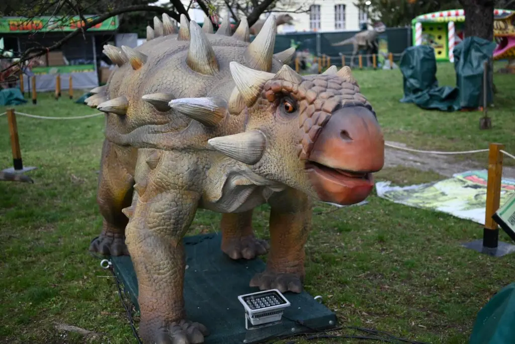 dinozavri burgas sea garden