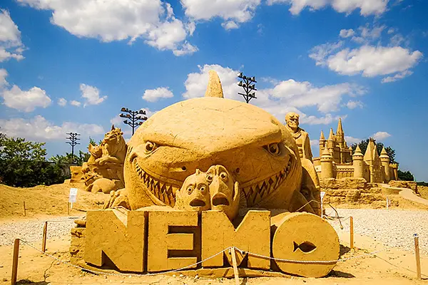 sand sculptures sea garden burgas